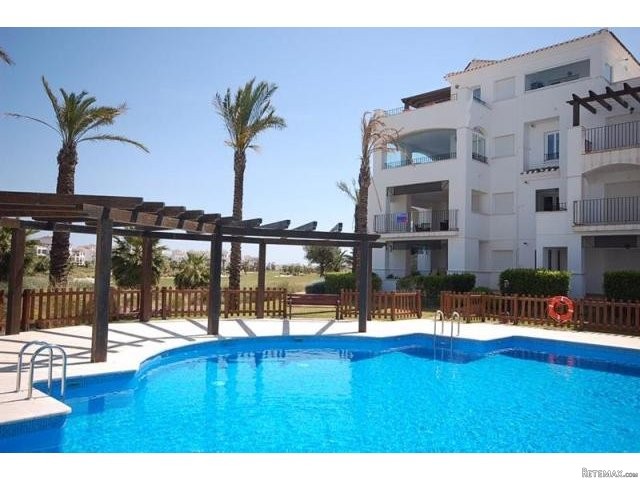 2 bedroom Apartment For Sale: 1st..