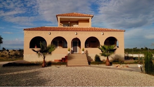 3 Bedrooms - Property - Alicante - For..