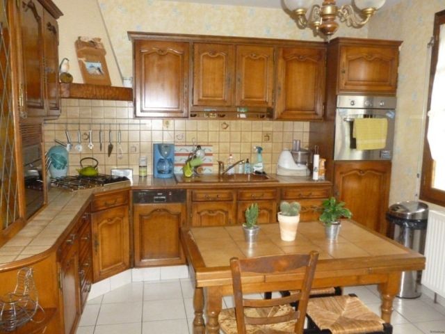 Le Teilleul: Maison 4 Pieces Proximite.. - 2