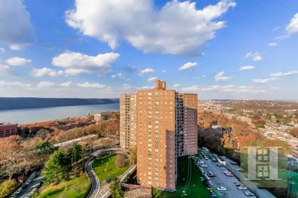 1 bedroom Apartment For Sale: 5800..