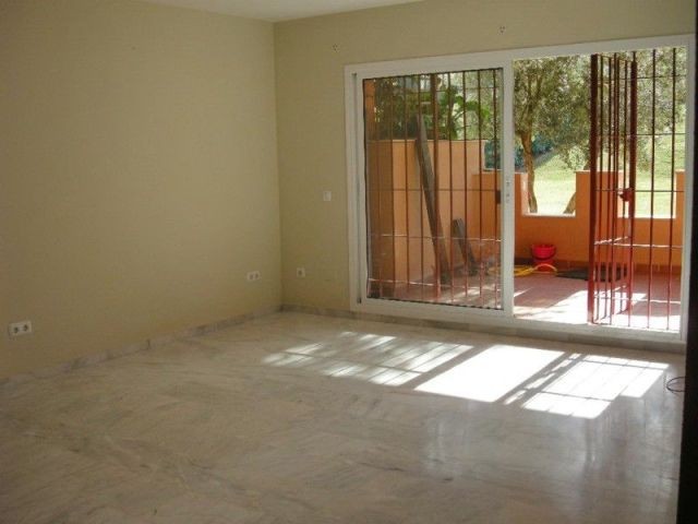 2 Bed Apartment for sale in Mijas - 2