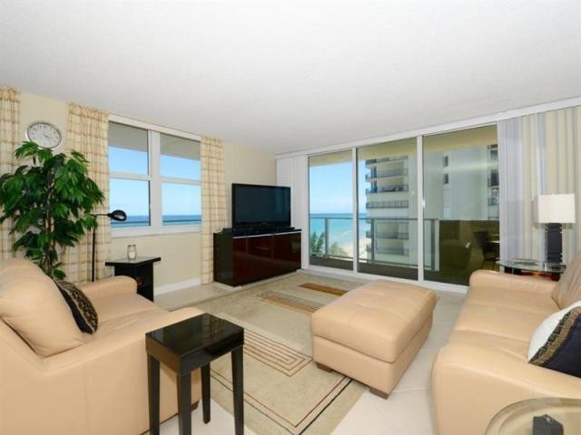 2 bedroom Residence For Sale: Singer.. - 2