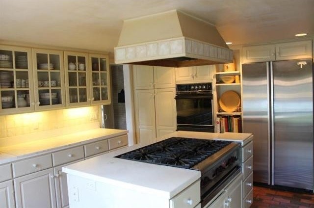 4 bedroom Residence For Sale: North.. - 2