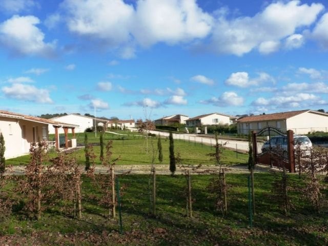 Modern 3 bedroom property in a lovely.. - 2