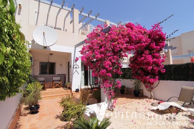 Ref: 1587 - Apartment for Sale in..