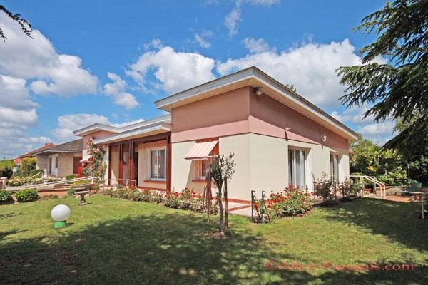 Chef Boutonne (79) - For sale : A well.. - 2
