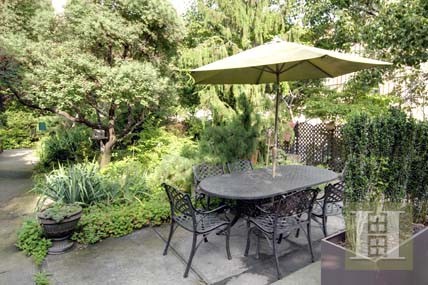1 bedroom Apartment For Sale: 55 POPLAR.. - 2