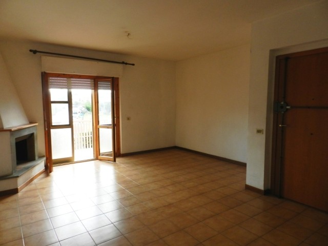 3 Bedrooms - Apartment - For Sale - 2
