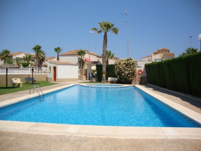 3 Bedrooms - Villa - Alicante - For Sale - 2