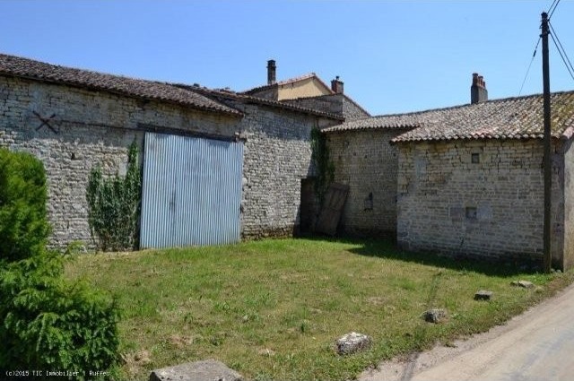 House To Renovate With Attached Barn.. - 2