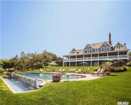 8871 Oregon Rd Cutchogue, NY 11935