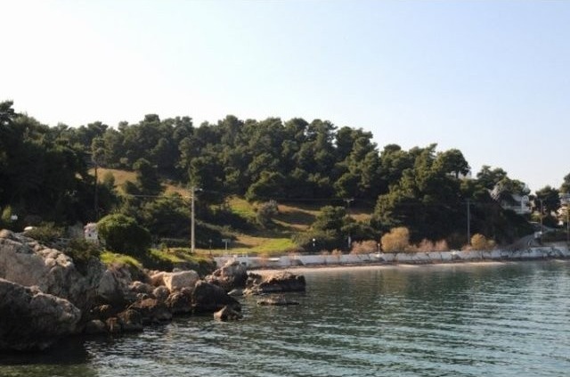 B349 - Corner seaside land parcel of.. - 2