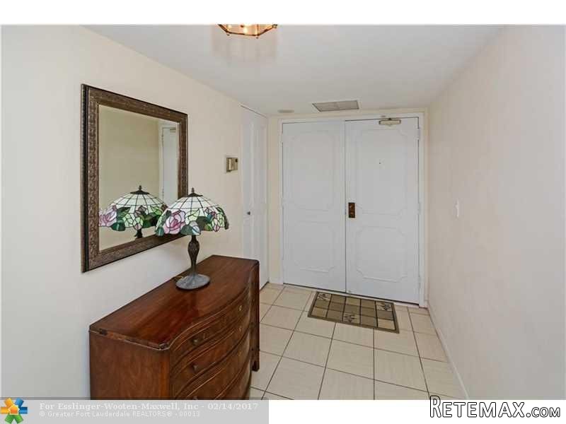 2 bedroom Flat For Sale: 3410 Galt.. - 2