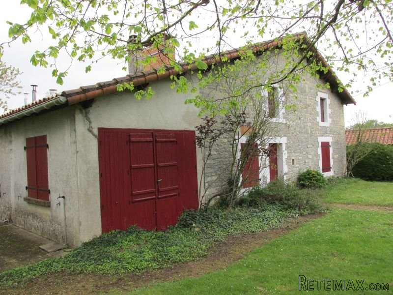 Stone House To Renovate - 2