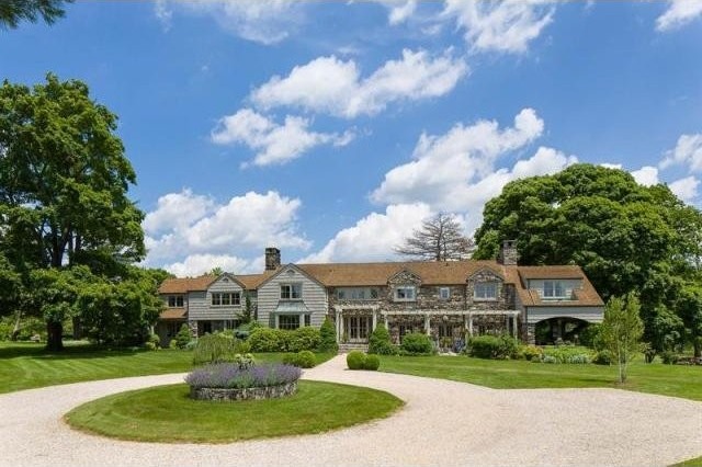 5 bedroom Residence For Sale: Brewster..
