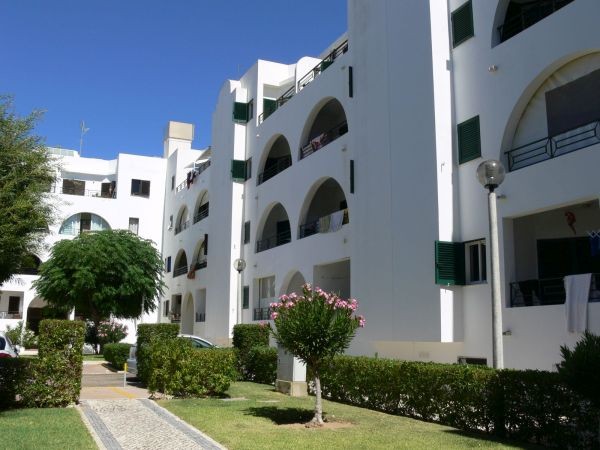 1 Bed Apartment - Albufeira / Salgados