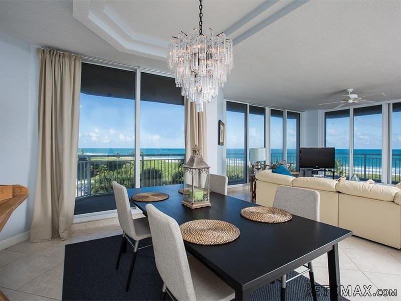 3 bedroom Flat For Sale: 3000 N Highway.. - 2