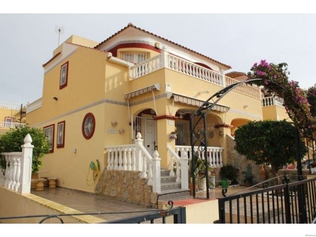 Semi-Detached for sale 119.950 €..