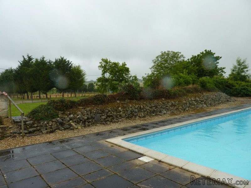 Stone House With Swimming Pool - 2