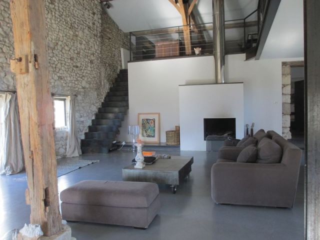 High-Quality Barn Conversion Close To..