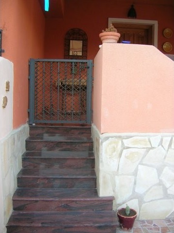 3 Bed 2 Bath Semi-Detached House