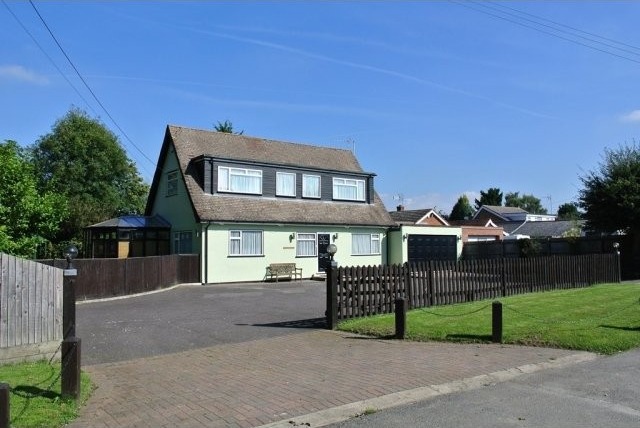 Curramarrow, West Kingsdown £520,000