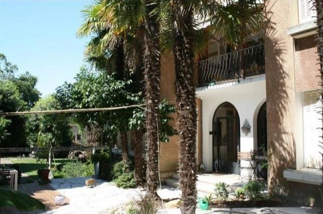 8 bedroom Town House For Sale: 86000.. - 2