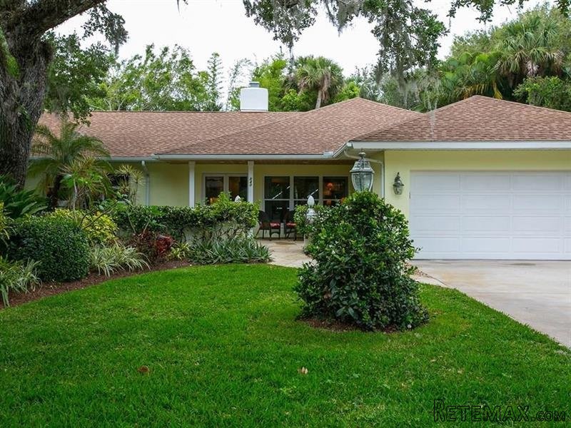 3 bedroom House For Sale: 540 Banyan..