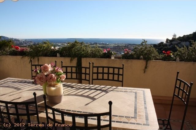 Spacious Apartment Hillsides Mandelieu..