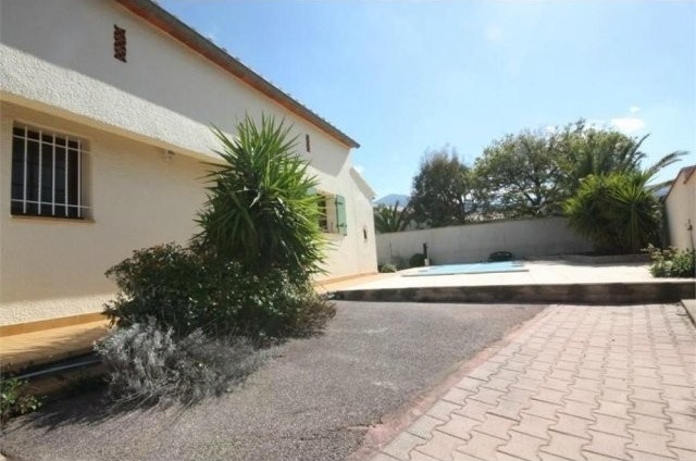 Stunning Villa, With A Pool And Views..