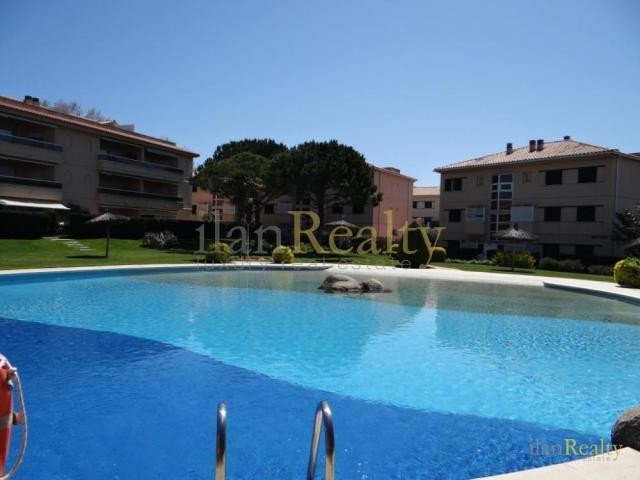 Impressive apartment in S' Agaro'..