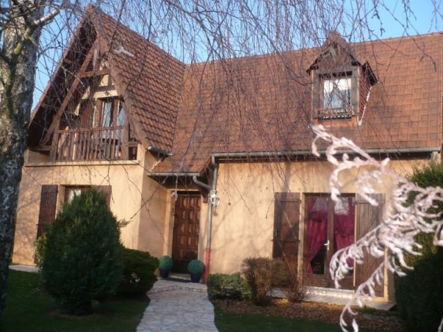 Agglomeration-house On Basement - 2