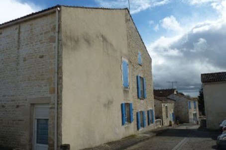 Stone House For Sale Aulnay - 2