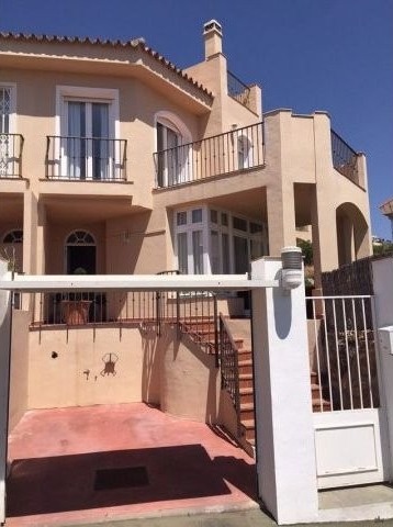 Town House - This is a fabulous..