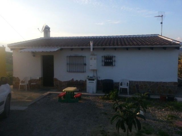 Villa - ACOGEDORA CASA SITUADA EN LA..