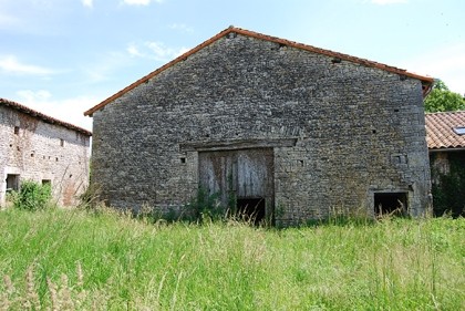 Amazing property to renovate close to.. - 2