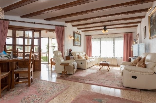 5 Bedroom Villa in Javea - 2