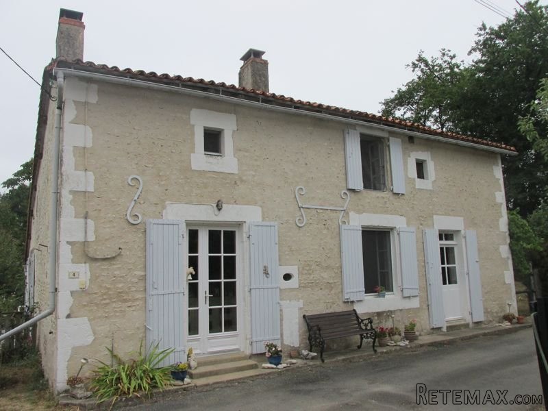 Pretty Detached Fermette