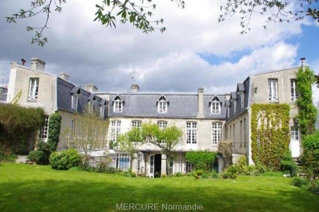 9 bedroom Character For Sale: 14400..