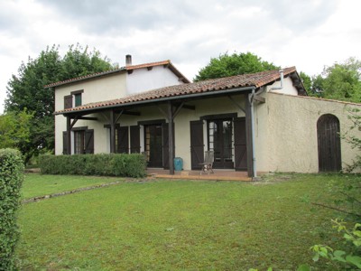 Detached Property With Large Barn In An..