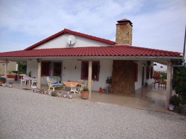 3 Bedrooms - Property - Alicante - For..