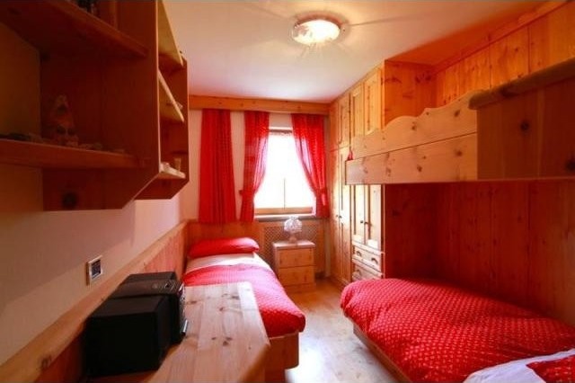 2 bedroom Apartment For Sale: Strada.. - 2