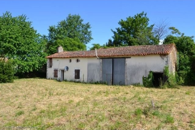 Old Stone House to Finish Renovating..