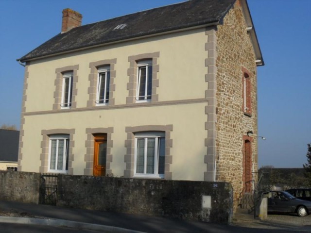 Vente Maison 5 Pieces De 82 M2 53300..