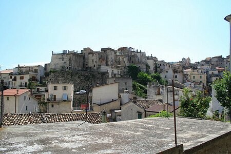 Town house with garden to restore in a..