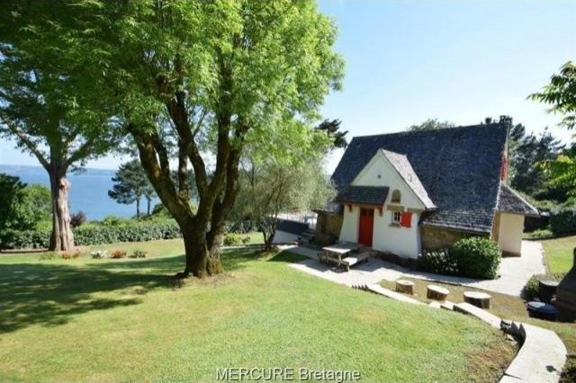 2 bedroom House For Sale: 29460 CROZON
