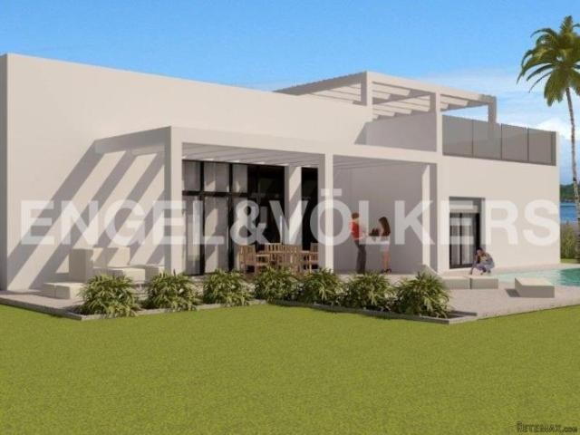 New built villa with amazing sea views - 2