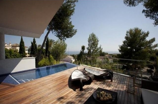 3 bedroom town house for sale