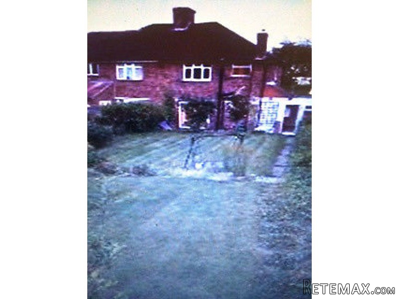 LARGE 3 BEDROOM SEMI-DETACHED HOUSE - 2