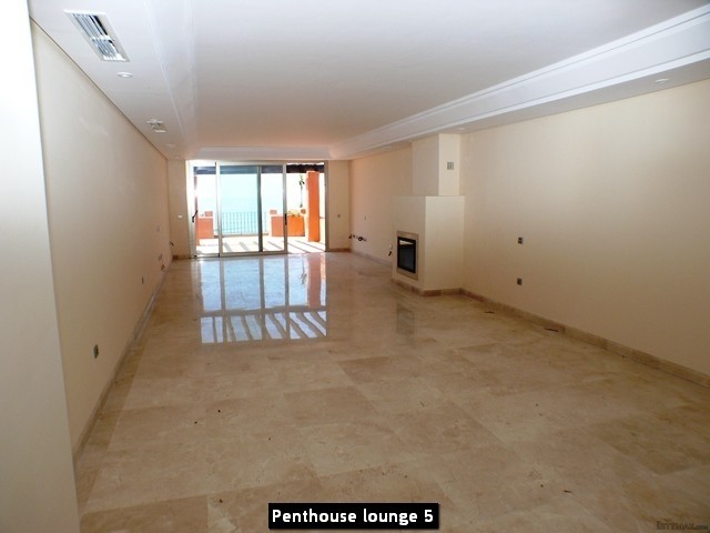 Penthouse for sale in Los Monteros.. - 2